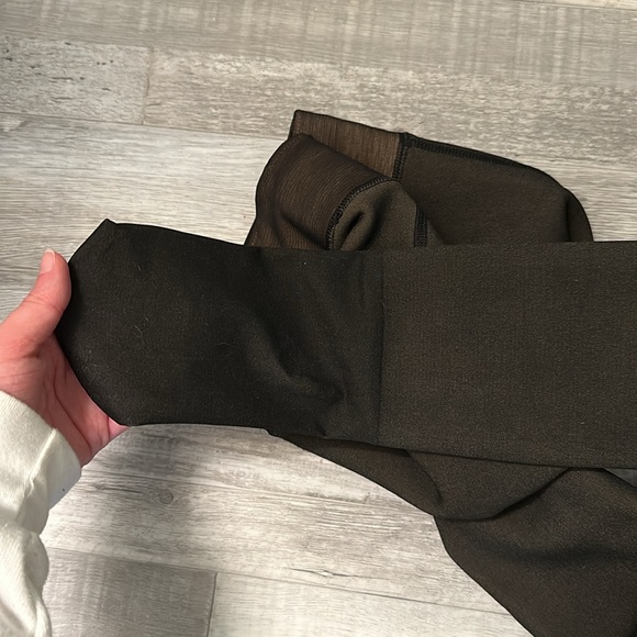 3/$20 🌻 TIKTOK: Sheer Fleece-Lined Leggings - Picture 7 of 7